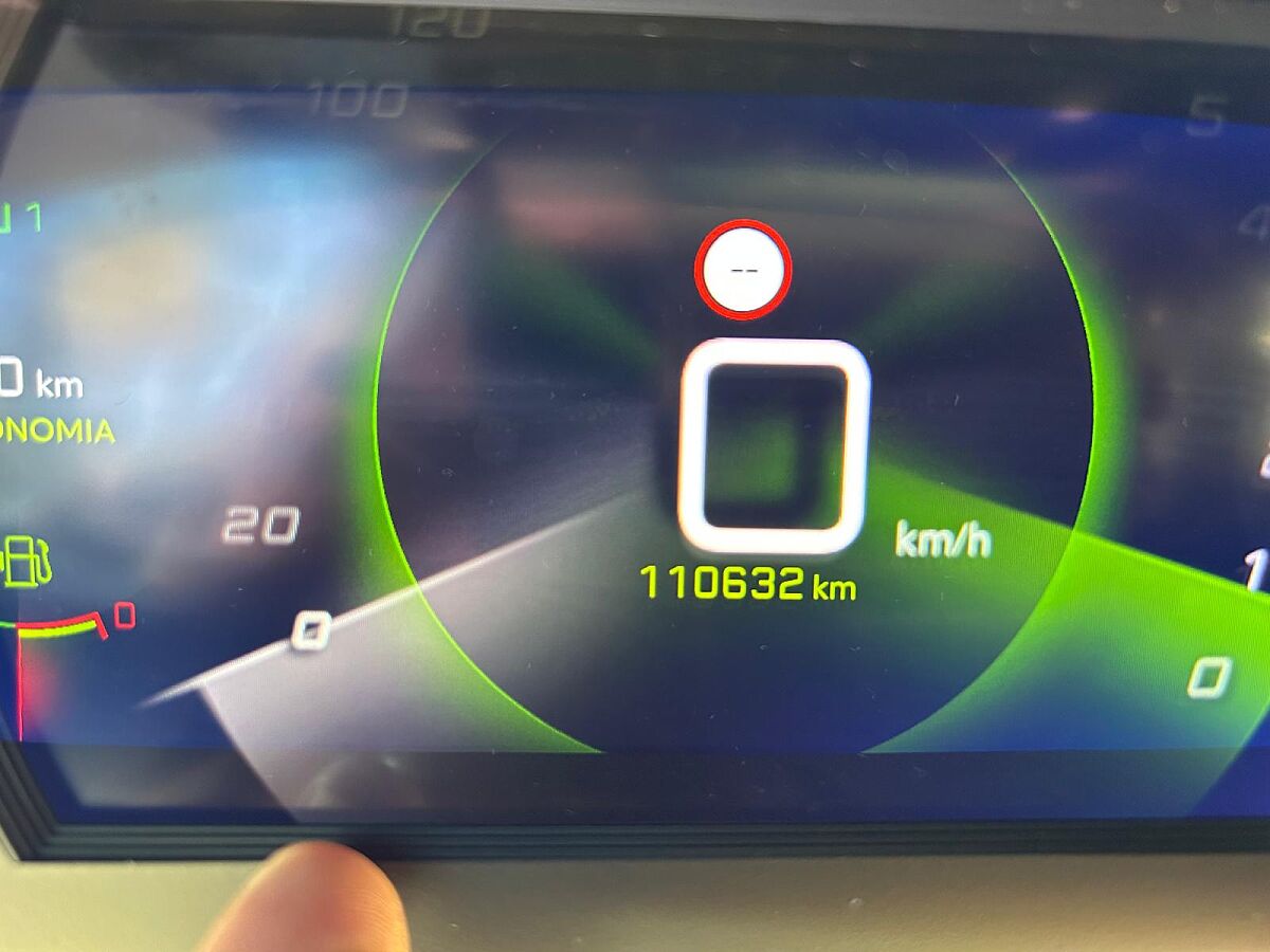 PEUGEOT 2008 GT 1.2 E-THP AUTO SPANISH LHD IN SPAIN 68000 MILES SUPERB 2020